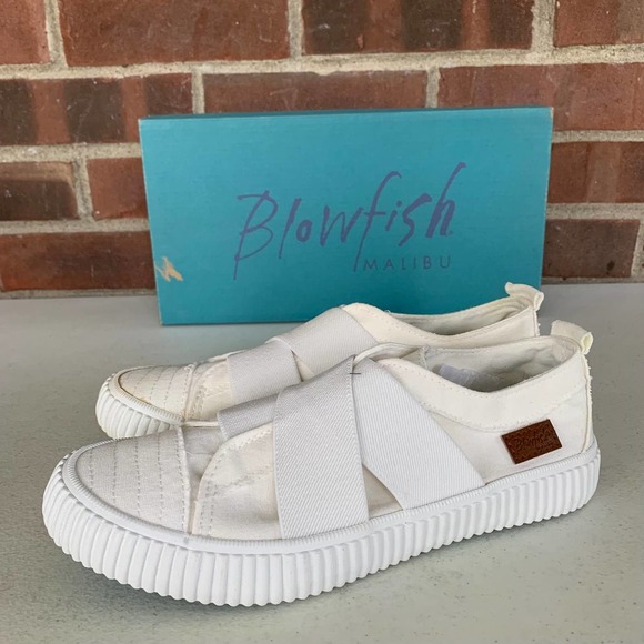 Blowfish Cayo White Canvas Low Top X-Strap Slip on Sneakers Women's US size 6M - Picture 1 of 10